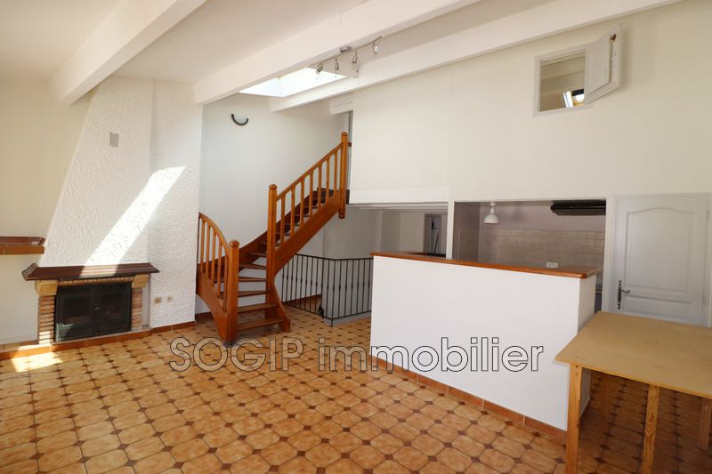 Photo Apartment Flayosc Village, Hire apartment 4 rooms 80 m²