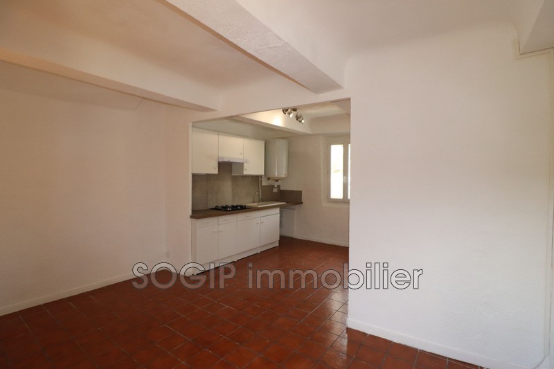 Photo n°2 - Location appartement Flayosc 83780 - 414 €