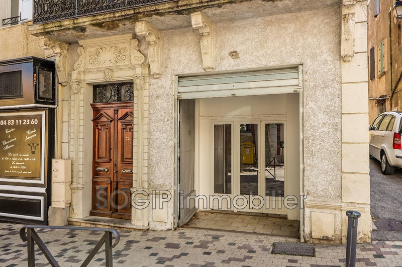 Photo Local professionnel Flayosc Village, Professionnel local professionnel 56 m²
