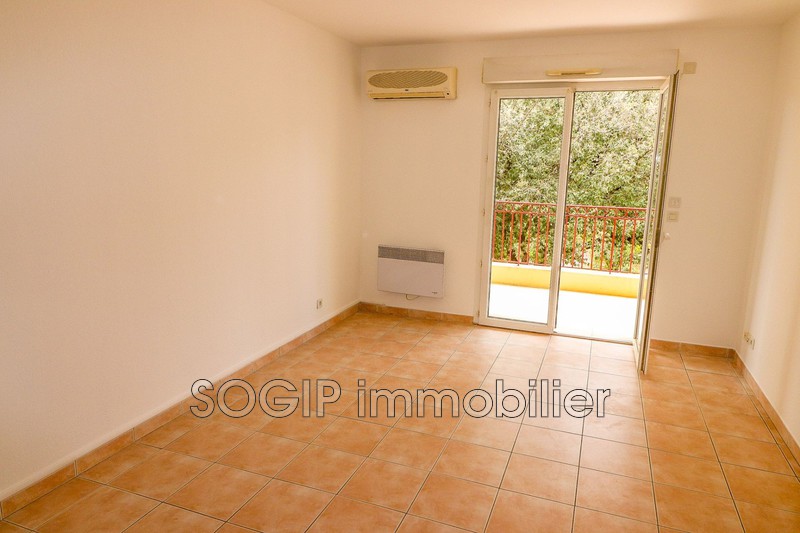 Photo n°4 - Vente appartement Flayosc 83780 - 117 000 €