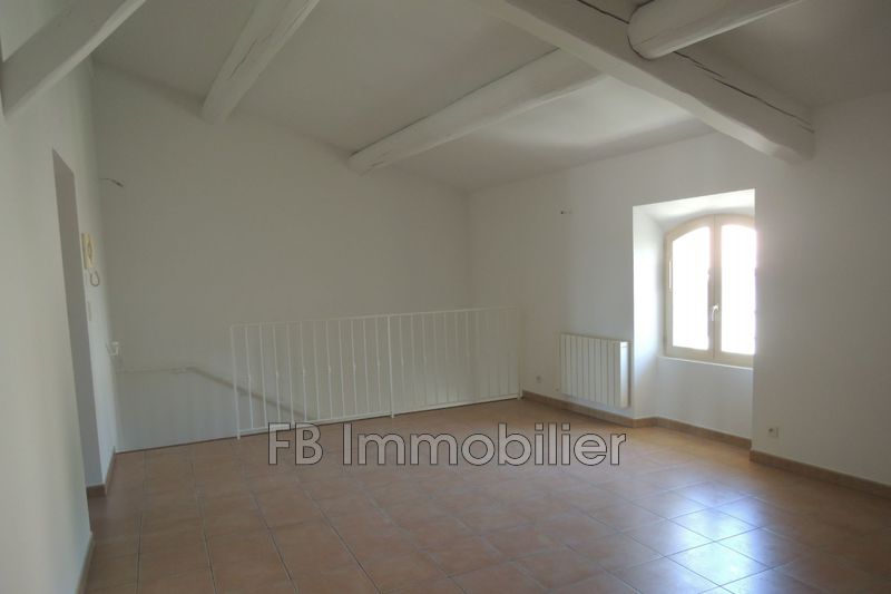 Photo Appartement Eyguières achat appartement 3 pièces 68 m²