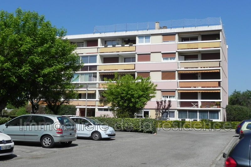 Photo Appartement Marignane La signore, Location appartement 1 pièce 31 m²