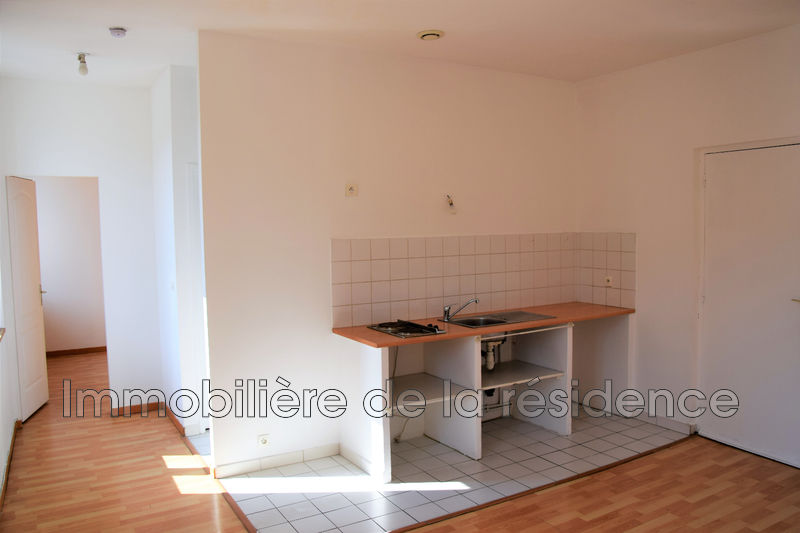 Photo Appartement Les Pennes-Mirabeau Logement 1, Location appartement 2 pièces 40 m²
