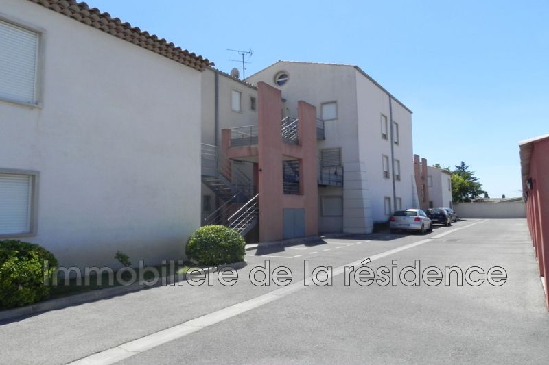 Photo Appartement Marignane Appart 18,  Location appartement  3 pièces   72&nbsp;m&sup2;
