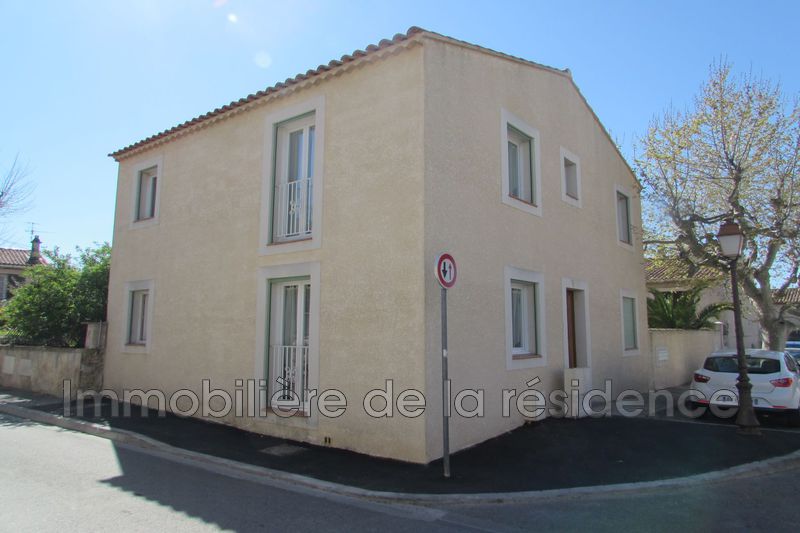Photo Appartement Rognac Centre-ville, Location appartement 1 pièce 29 m²