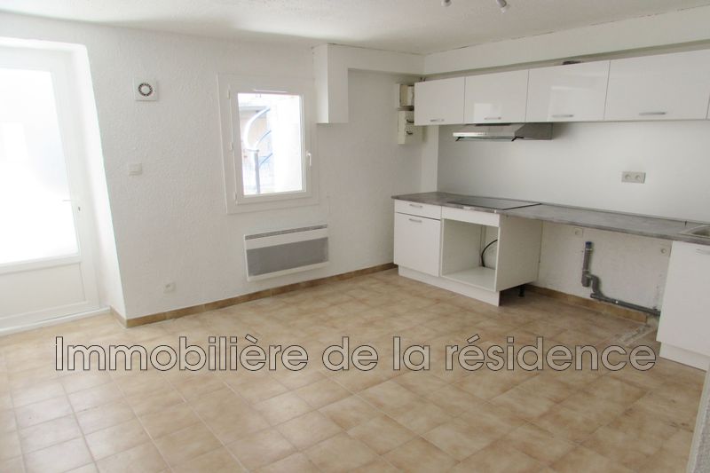Photo Appartement Rognac Centre-ville, Location appartement 2 pièces 32 m²