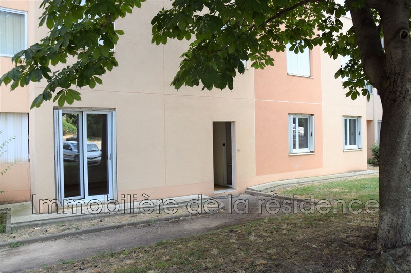 Photo Appartement Vitrolles Location appartement 2 pièces 49 m²