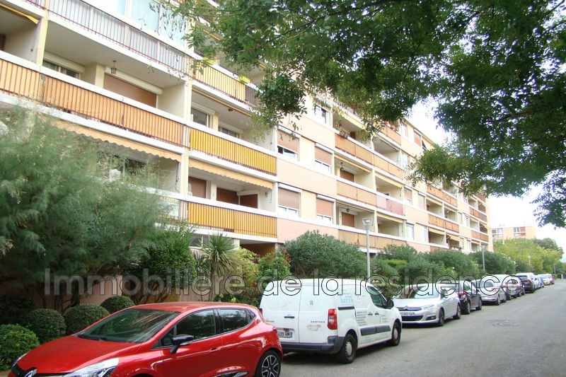 Photo Appartement Marignane La signore , Location appartement 1 pièce 31 m²