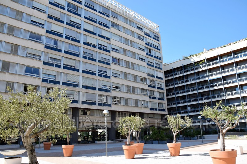 Photo Appartement Marseille Centre-ville, Location appartement 1 pièce 47 m²