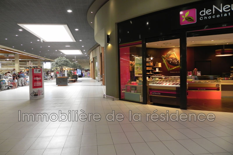 Photo Local professional Marignane Occupational local professional 40 m²