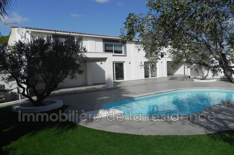 Photo Maison contemporaine Marignane Beugons , achat maison contemporaine 4 chambres 189 m²