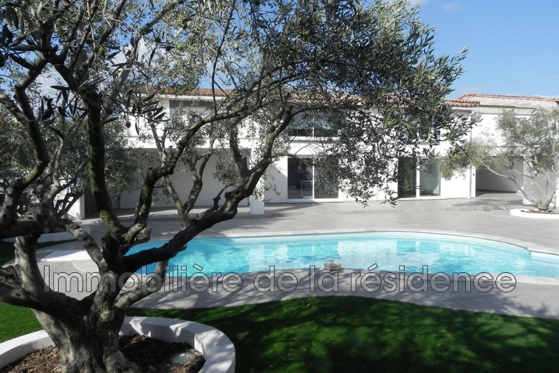 Photo Maison contemporaine Marignane Beugons , achat maison contemporaine 4 chambres 189 m²