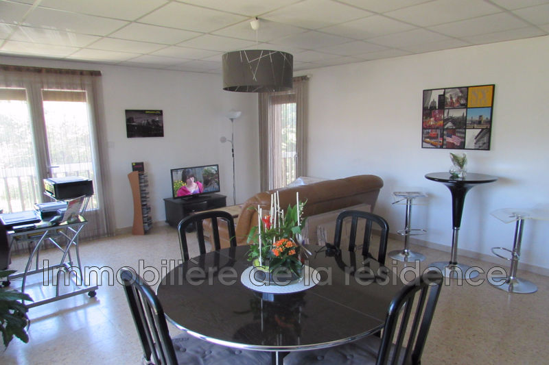 Photo Appartement Rognac Centre ville, achat appartement 3 pièces 66 m²