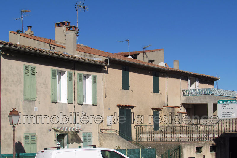 Photo Appartement Rognac Centre-ville, achat appartement 2 pièces 52 m²