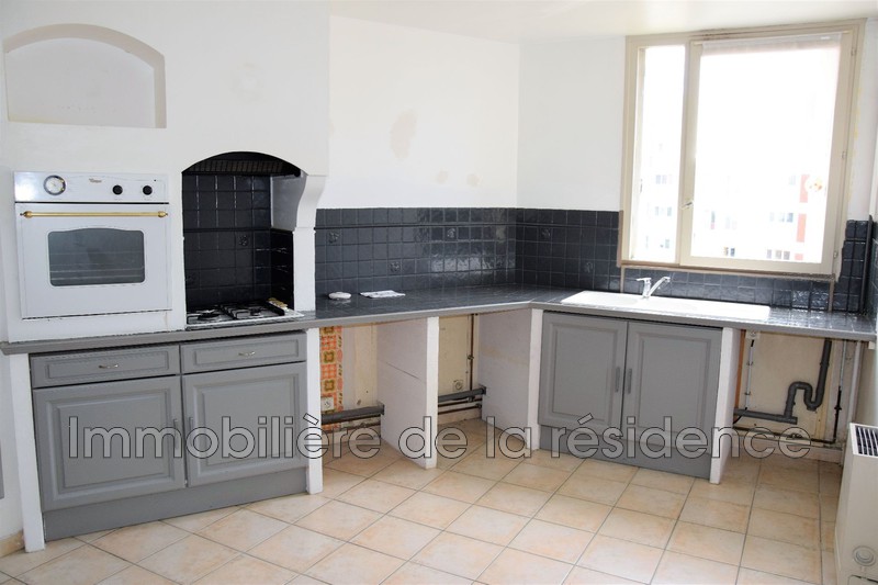 Photo Appartement Rognac Centre-ville, achat appartement 4 pièces 83 m²