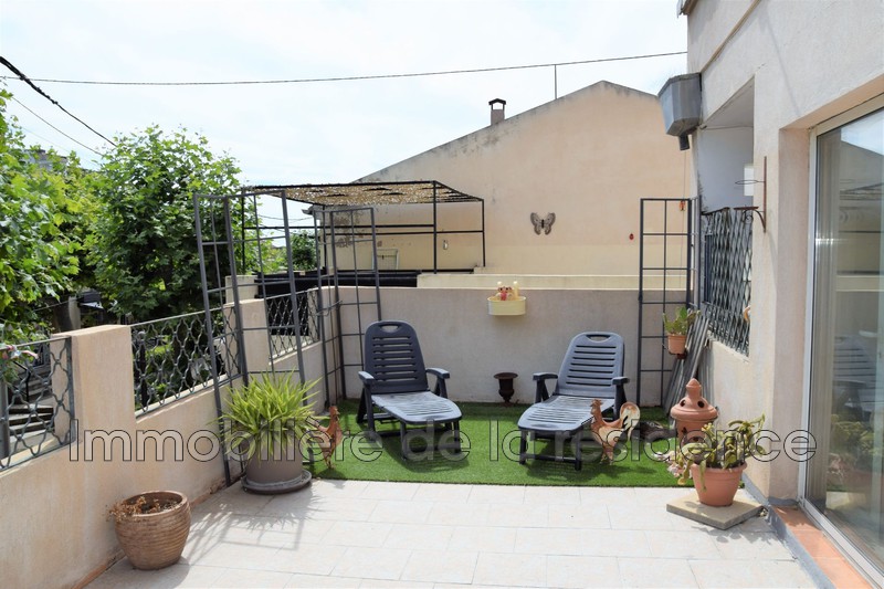 Photo Appartement Rognac Centre-ville, achat appartement 3 pièces 61 m²