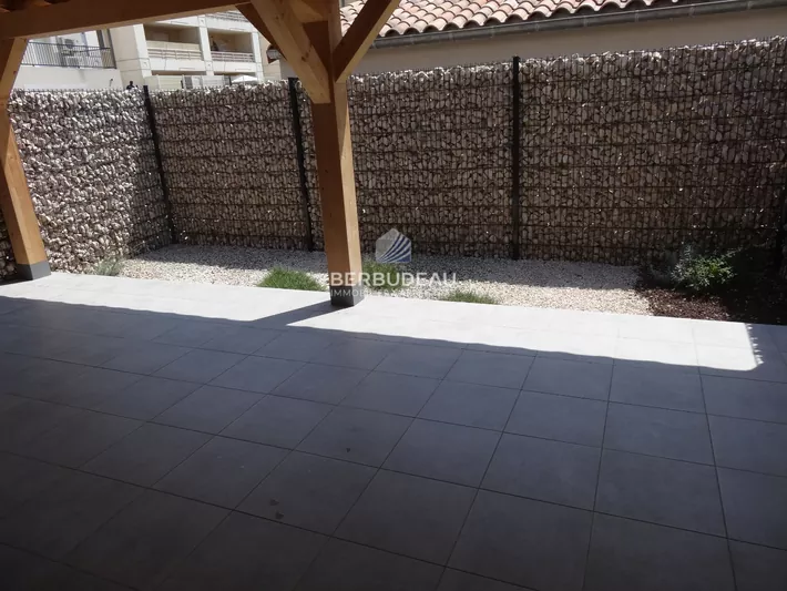 Location maison Sarrians  