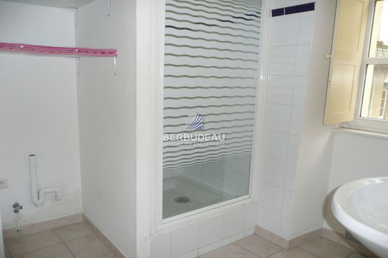 Location appartement Carpentras  