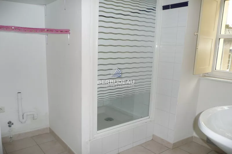 Location appartement Carpentras  