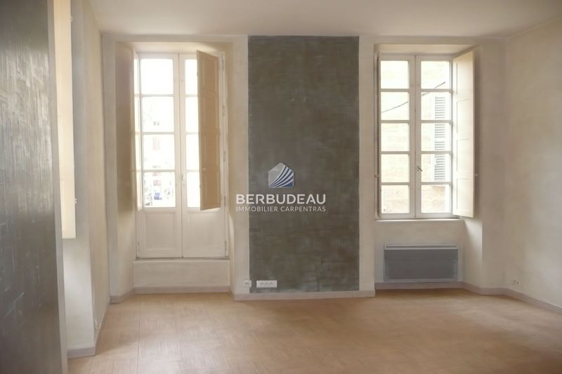 Location appartement Carpentras  