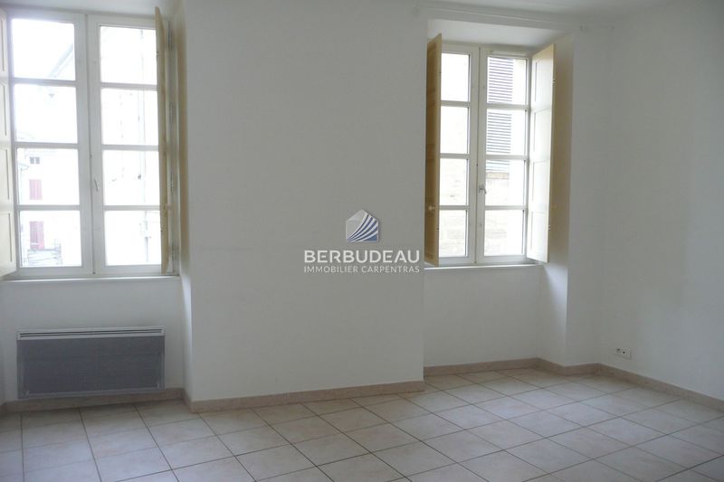 Location appartement Carpentras  