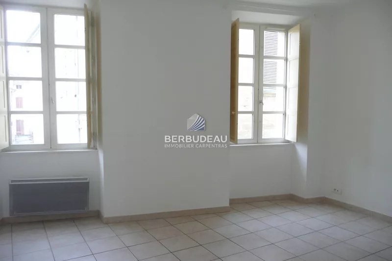Location appartement Carpentras  