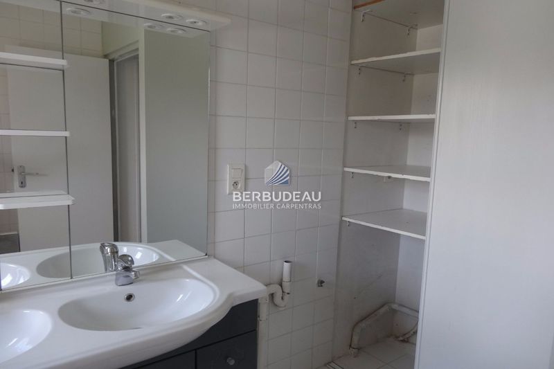 Location appartement Carpentras  
