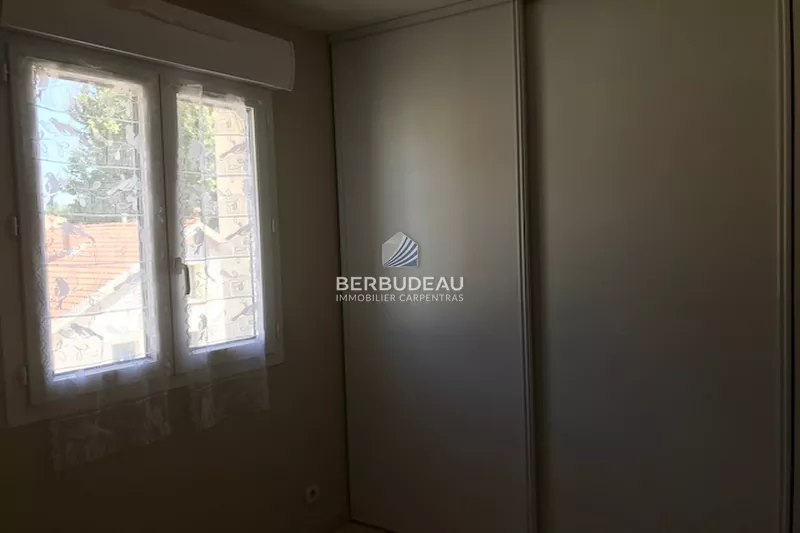 Location appartement Carpentras  