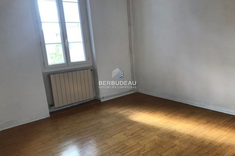 Location appartement Pernes-les-Fontaines  