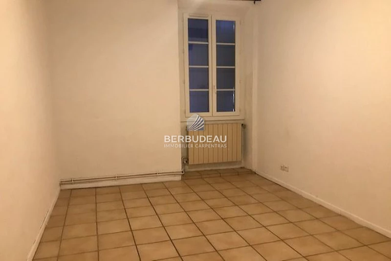 Location appartement Pernes-les-Fontaines  