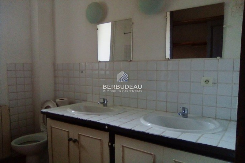Location appartement Pernes-les-Fontaines  
