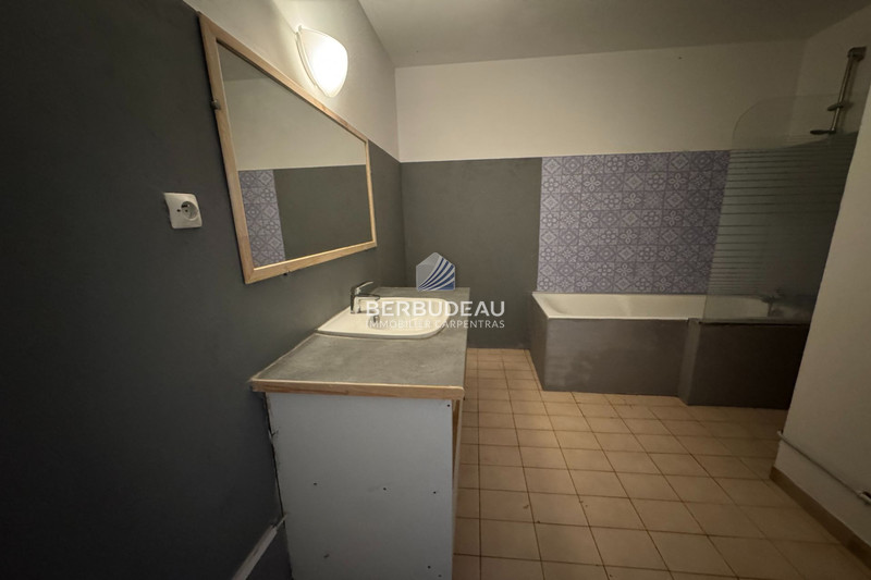 Location appartement Althen-des-Paluds  
