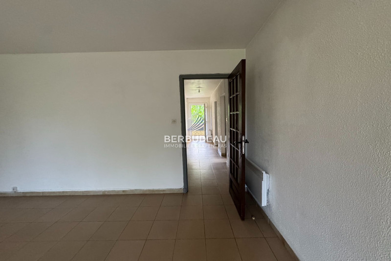 Location appartement Althen-des-Paluds  