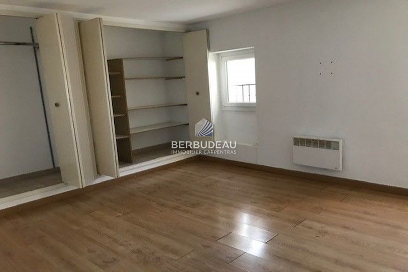 Location appartement Pernes-les-Fontaines  