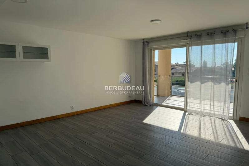 Location appartement Carpentras  