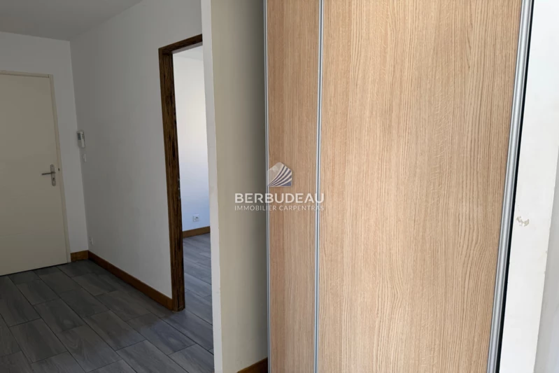 Location appartement Carpentras  