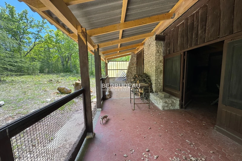 Vente cabanon Monieux  