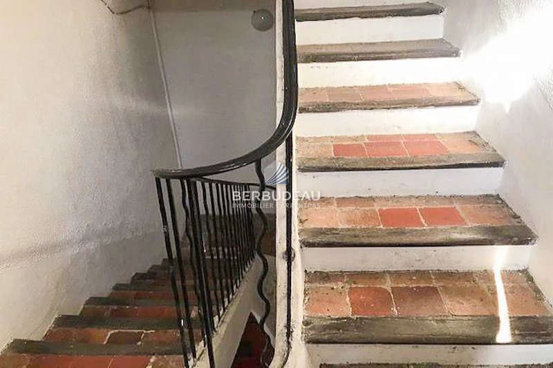 Professionnel immeuble Sault  