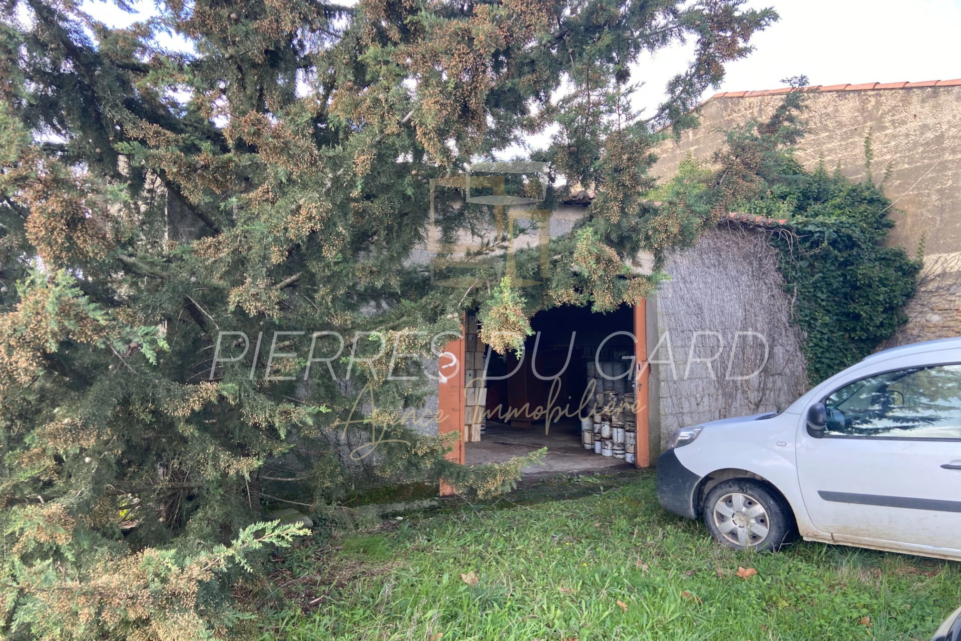 Vente terrain agricole Castillon-du-Gard Est uzès 7745 m²