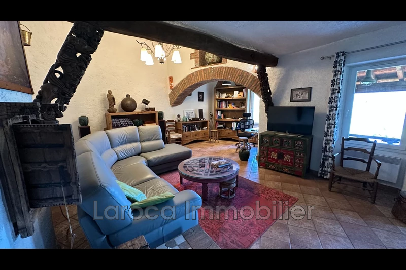 Vente mas Montbolo  