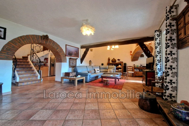 Vente mas Montbolo  