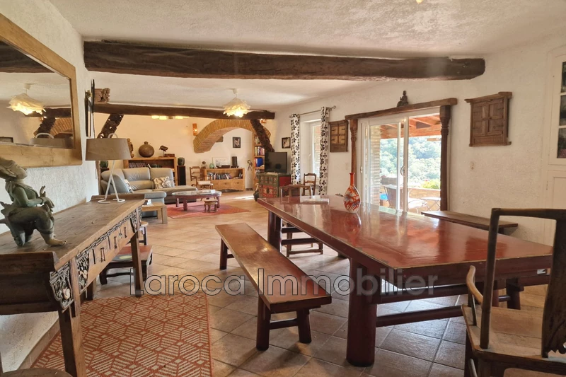 Vente mas Montbolo  