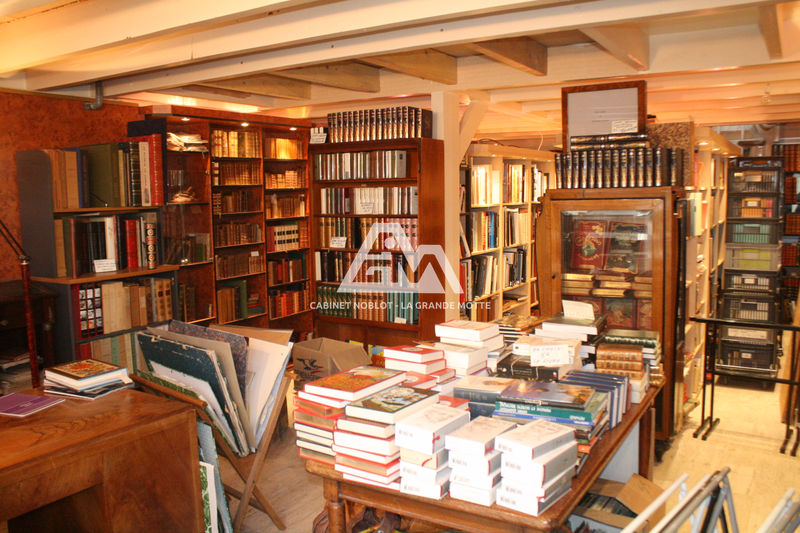 vente Locaux vente local professionnel La grande-motte Centre ville Local professionnel La Grande-Motte Centre ville, Professionnel local professionnel 90 m²