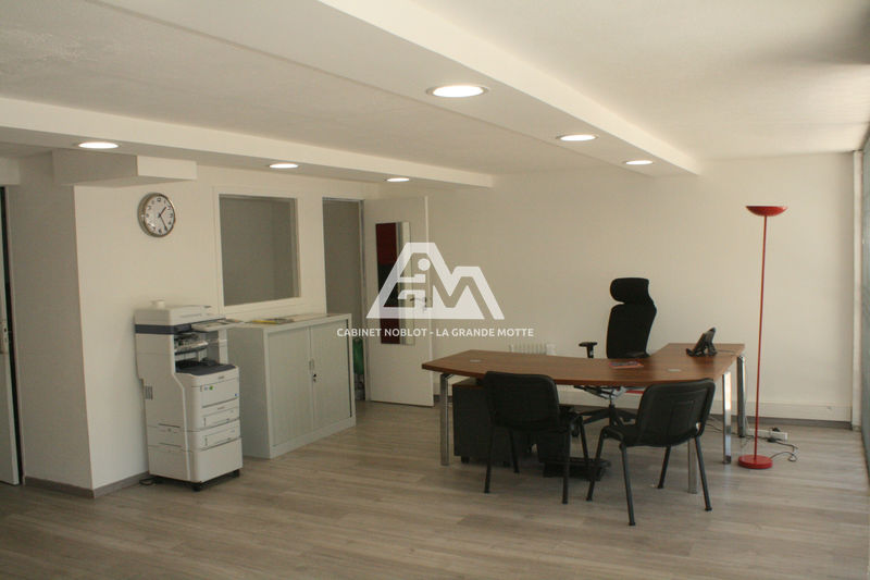 vente Locaux vente murs local professionnel La grande-motte Centre ville Murs local professionnel La Grande-Motte Centre ville, Professionnel murs local professionnel 45 m²