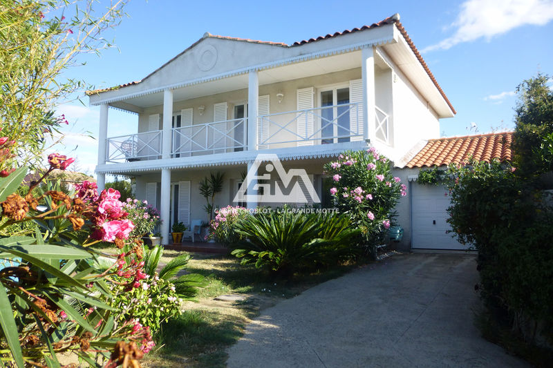 vente Maison villa Villeneuve-lès-maguelone Villa Villeneuve-lès-Maguelone achat villa 4 chambres 160 m²