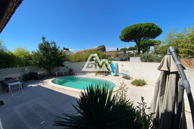 Photo Villa La Grande-Motte   achat villa  4 chambres   270&nbsp;m&sup2;