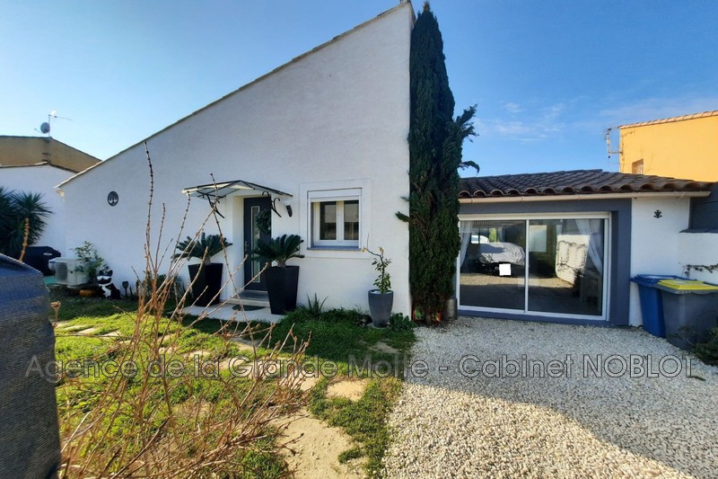 Photo Villa Aigues-Mortes   to buy villa  3 bedroom   122&nbsp;m&sup2;