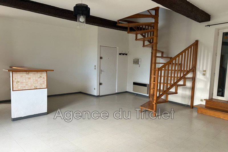 Location duplex Saint-Martin-de-Londres  