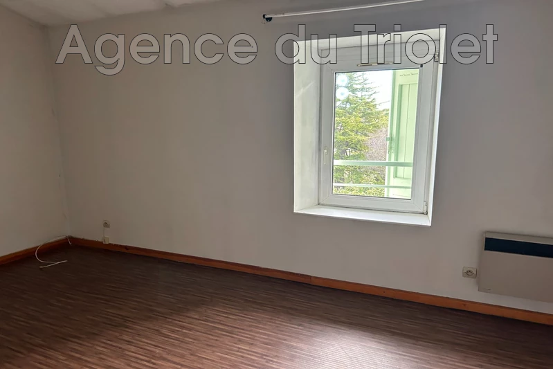 Location duplex Saint-Martin-de-Londres  