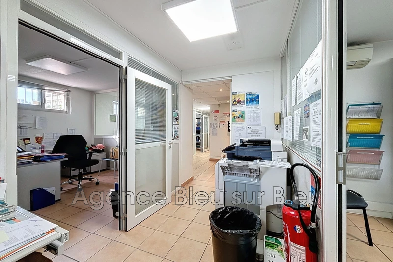 Professionnel bureau Le Cannet  